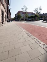 urbanika_szary_czerwony_gladki3-001