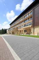 Polbruk-Complex_grafitowy_plukany_Polbruk-Avanti_czerwony_szary_plukany_Kraweznik-drogowy_szary-gladki