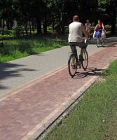 Obrzeze_chodnikowe_szary_gladki_Nostalite_szary_gladki_Carmino_indiana_latte_gladki